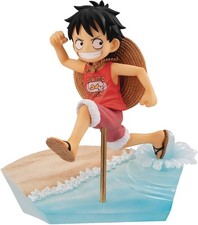 Megahouse - One Piece - Gem Series - Monkey D Luffy Run Statue picture