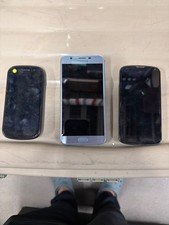 Android phone misc lot of 3 AS-IS picture