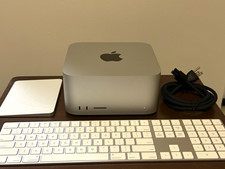 Apple Mac Studio M1 Max 32GB RAM 512GB SSD Silver w/ Magic KB+Trackpad picture