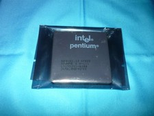Vintage Intel Pentium 133 MHz Socket 7 CPU Processor A80502133 Used picture