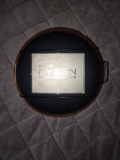 AMD YD190XA8AEWOF 4GHz 240V Ryzen Threadripper 1900X Processor picture