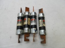LOT OF 4 BUSSMANN FRN-R-100 FUSETRON DUAL ELEMENT TIME DELAY FUSES 250V picture