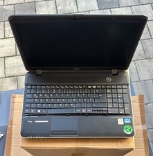 Fujitsu Lifebook A512 Dispenser Screen Display Battery Keyboard Case OK picture