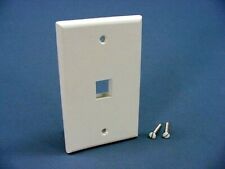 Leviton White 1-Gang ReSidential Quickport 1-Port Wallplate Cover 41080-1WP picture