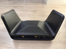 NETGEAR Nighthawk Tri-Band WiFi 6E Router RAXE300 picture
