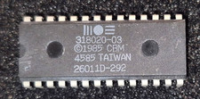 MOS 318020-03 KERNAL ROM Chip – Commodore 128 – Fully Working – Vintage IC picture