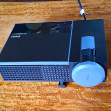 Dell 1209S DLP Desktop Projector Black/Gray VGA S-Video Composite USB picture