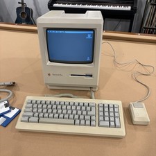 Apple Macintosh Plus 1MB M0001A with Travel Case,Keyboard, Mouse - Tested picture
