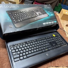Logitech K800 (920-002359) Wireless Keyboard Illuminated  picture
