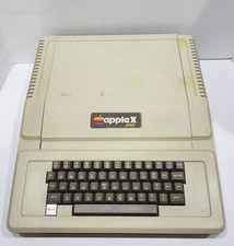 Vintage Apple II Plus Computer - Untested, As-Is For Parts / Restoration - Clean picture