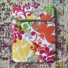 Thirty One Tote-A-Tablet Sleeve Case Island Damask Neoprene iPad/Kindle EUC picture