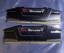 G.SKILL Ripjaws V 32GB (2x16GB) DDR4-3200 288-Pin DIMM XMP F4-3200C16D picture