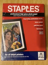 Staples Professional High Gloss Photo Paper For Inkjet Printers - 25 Sheets picture