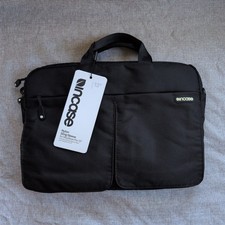 Incase Nylon Sling Laptop Computer Sleeve MacBook Pro 13” Black Brand New NWT picture