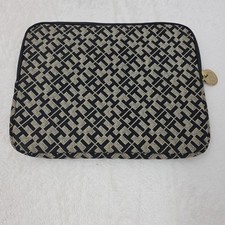Tommy Hilfiger Broadmoor Sleeve iPad/Laptop Case picture