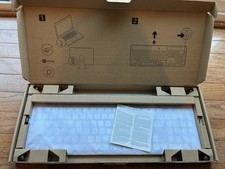 Logitech K750 (Silver)  Wireless Solar Keyboard for Mac (920-003472) Brand New picture