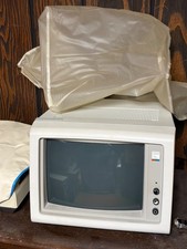 VINTAGE 1980's COMPUTER EQUIPMENT - selling as one lot picture