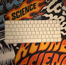 Apple Magic Keyboard W/ Touch ID Lightning Braided Cable included QWERTY US picture