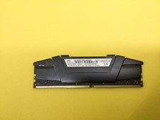 G.SKILL Ripjaws V Series 16GB DDR4 3200MHz  Desktop Memory F4-3200C16Q-64GVK picture