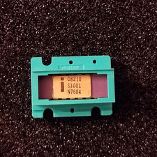 Vintage Intel C8210 Gold Ceramic Driver for C2107 C8107 Ram, never used. Rare picture