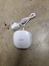 Eero 6 Dual Band Mesh Router Model N010001 White with USB plug  picture