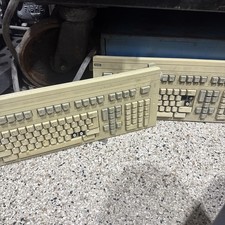 1x Vintage Wang 725 AT Mechanical Computer Keyboard  (missing Keys picture