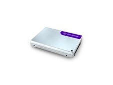 Solidigm Solid State Drive D7-P5520 Series (15.36TB, U.2 15mm, 2.5