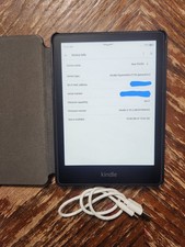 Amazon Kindle Paperwhite 11th Generation 16GB Black Bundle With Case and Charger picture
