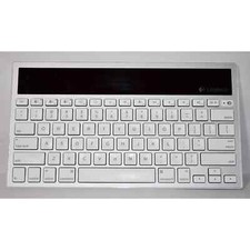 EUC Logitech k760 Wireless Bluetooth Solar Powered Keyboard Model #Y-R0029 0324 picture