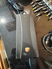 Targus Universal Laptop Charger / Targus Notebook Power Adapter (90W or similar) picture
