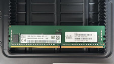 UCS-MR-X16G1RW CISCO 16GB 1RX4 PC4-3200AA Memory 15-107239-01 picture