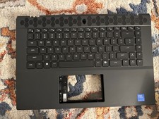 Dell  ALIENWARE M16 R2 Palmrest W Backlit US Keyboard - C1MH5 0C1MH5 AW3 picture
