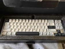 YUNZII AL71 75% MECHANICAL KEYBOARD,WIRELESS BT5.0/USB-C Aluminum (Open Box) picture