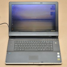 Sony VAIO VGN-AR190G CDuo T2500 GeForce Go 7600 128GB SSD 3GB RAM Windows Vista picture