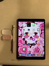 Apple iPad Pro 10.5 Inches 2017 1st Gen 64 Gb -Space Gray -Wi-Fi -Unlocked picture