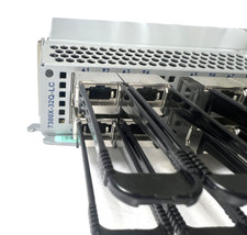 Arista Networks DCS-7300X-32Q-LC 32 Port 40GbE QSFP+ 019-078-046 picture