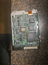 Quantum ProDrive ELS™ hard disk drive, specifically the RE23M-EA model. picture