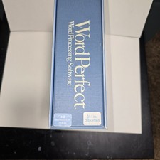 WordPerfect for DOS 4.2 In Binder Box (Manual Only - No Software) picture