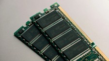 Memory, 64mb mt8lsdt864ag-10ec7 pc100-222-620 9944aam99.064, ct8m64s4d8e.8t100 picture
