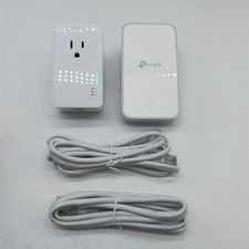TP-Link Powerline Wi-Fi Extender (TL-WPA7617KIT) - AV1000 Ethernet Adapter picture
