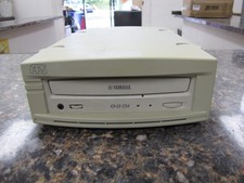 Vintage Yamaha APS103678 External SCSI CD-RW Drive 8x4x24 - NT45 picture