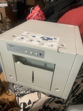 Mitsubishi DIGITAL COLOR PRINTER/CPB000DW With Extra Paper picture