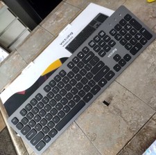 Wireless Keyboard Ultra Slim Full Size Keyboard with Numeric Keypad picture
