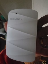 2x MeshForce M3 Dot Wall Plug WiFi Extender, Plug picture