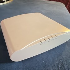 Ruckus R610 Wireless Access Point Dual Band 2.4G/5G PoE 901-R610-US00 picture