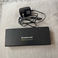KLAU 4K X 2K 4 PORT HDMI KVM SWITCH with 2xHDMI/USB/Audio cables, wired remote picture