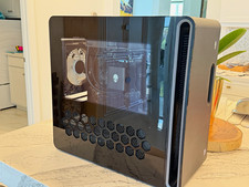 Alienware Aurora ACT1250 tower and 1000W PSU ONLY picture