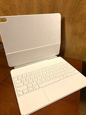 Apple Magic Keyboard iPad Air 13” M2 M3 M4 White MDFW4LL/A Genuine picture