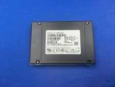 MZ-WLJ7T60 SAMSUNG PM1733 7.68TB NVME 2.5