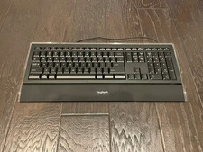 Logitech Illuminated K740 USB Wired Keyboard Y-UY95 - Tested Works Great picture